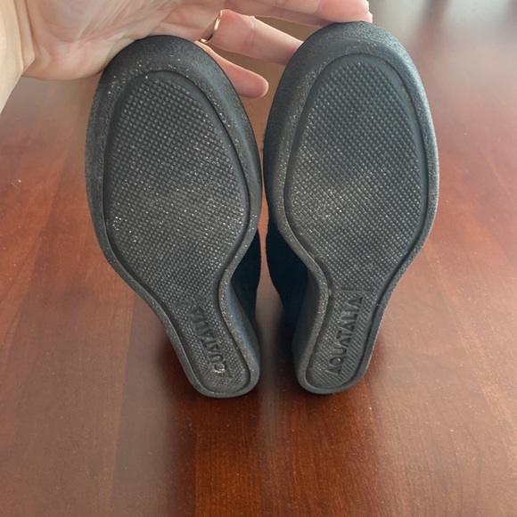 Aquatalia suede booties - Picture 5 of 7